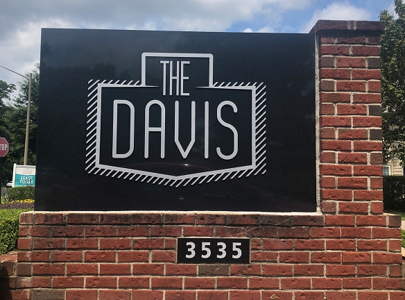 The Davis Apartments - Greenville, NC