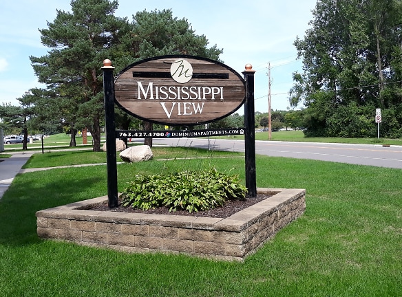 Mississippi View Apartments - Coon Rapids, MN