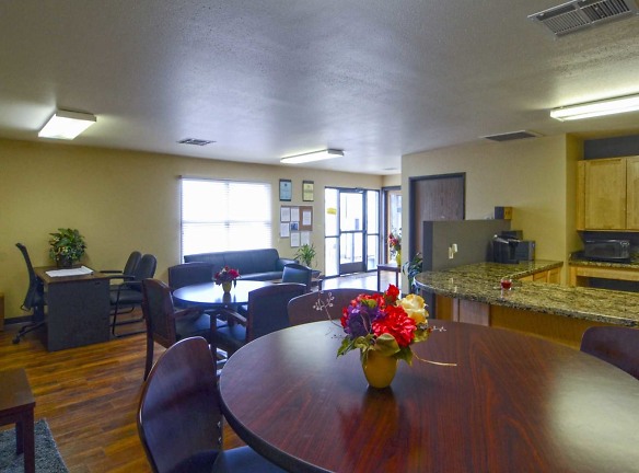 Eaton Village Apartments - Farmington, NM