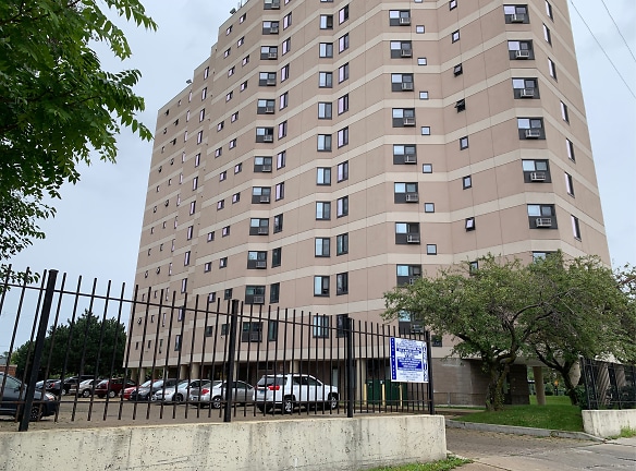 Lawndale Terrace Apartments - Chicago, IL