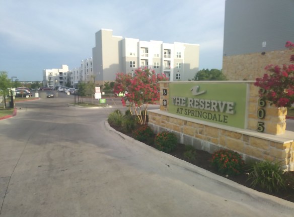Reserve At Springdale Apartments - Austin, TX