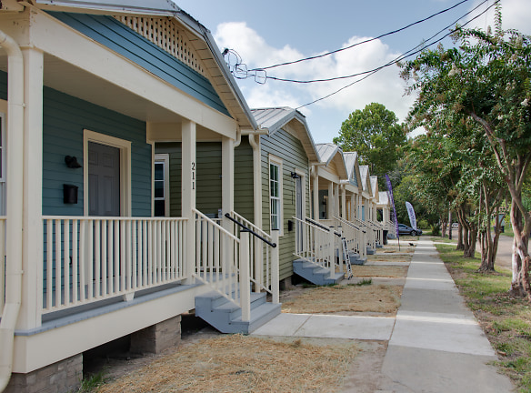 Government Corridor Rental Homes Apartments - Baton Rouge, LA