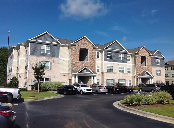 Arlington West Apartment Homes - Jacksonville, NC