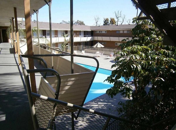 Terraces At South Pasadena - South Pasadena, CA