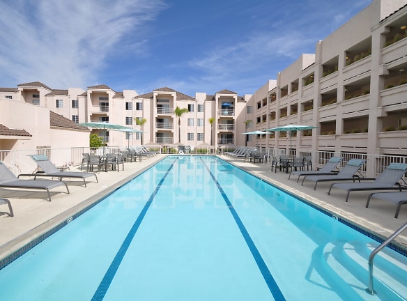 La Regencia Apartments - San Diego, CA