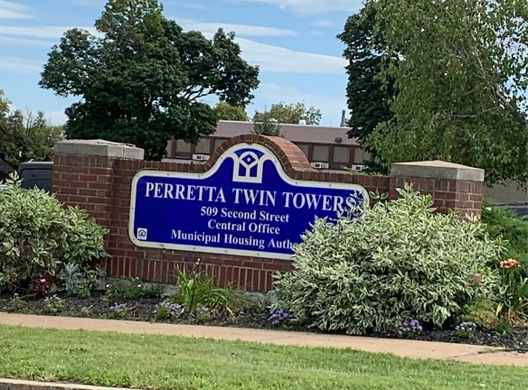 Perretta Twin Towers Apartments - Utica, NY