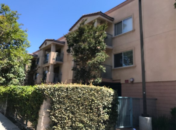 Osage Senior Villas Apartments - Inglewood, CA