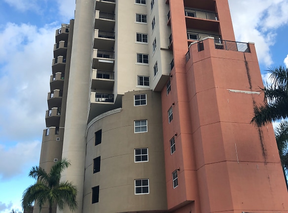 Crystal Paradise Adult Day Care Apartments - West Miami, FL