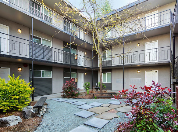 GW Apartments - Seattle, WA
