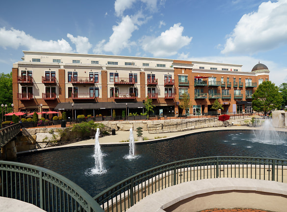 Residences Of Creekside Apartments - Gahanna, OH