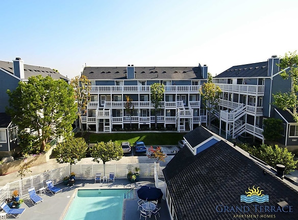 Grand Terrace Apartments - Long Beach, CA