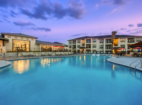 City Heights College Station Apartments - College Station, TX