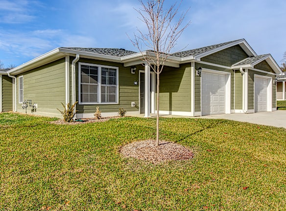 Olive Grove Apartments 837 Linden Meadows Ct New Albany IN