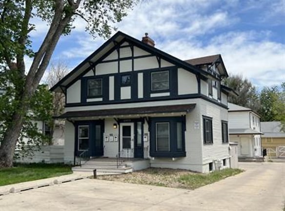 2002 8th Ave - Greeley, CO