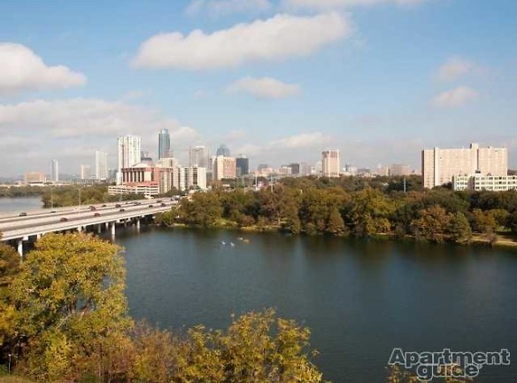 RiverView Apartments - Austin, TX