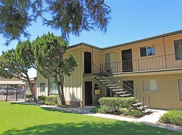 Shady Lane Apartments - El Cajon, CA