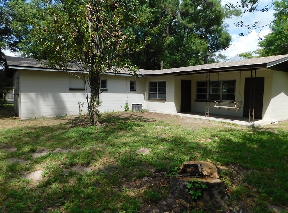 1901 NW 38th Terrace - Gainesville, FL