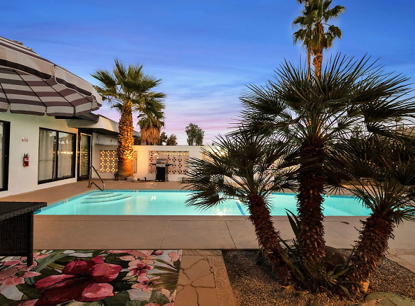 39955 Estates Rd - Rancho Mirage, CA