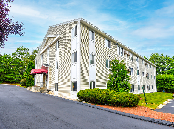 Whispering Meadows Apartments - Manchester, NH