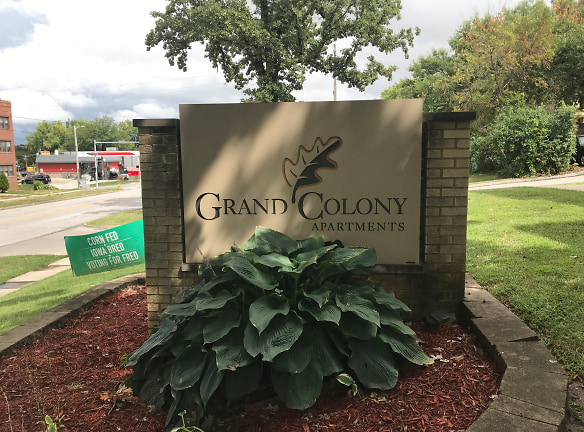 Grand Colony Apartments - Des Moines, IA