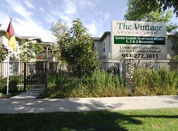 The Vintage Apartments - Corona, CA