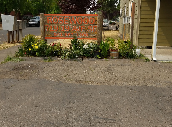 Rosewood Apartments - Albany, OR