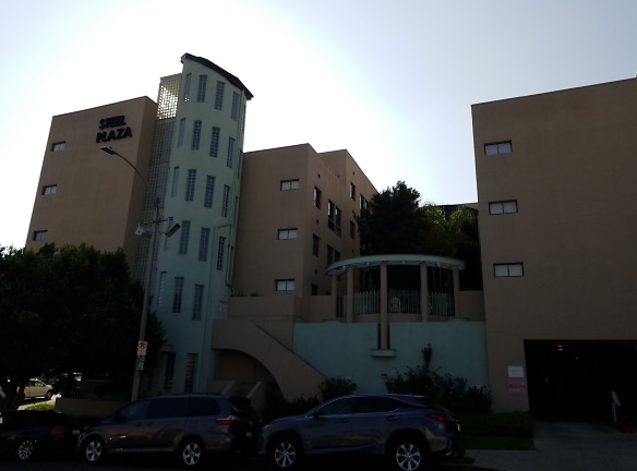 Steel Plaza Apartments - Los Angeles, CA