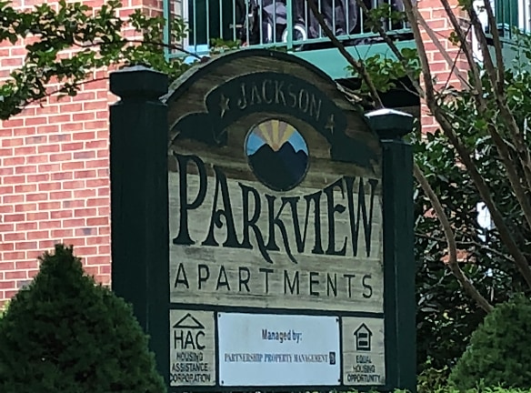 Jackson Parkview Apartments - Hendersonville, NC