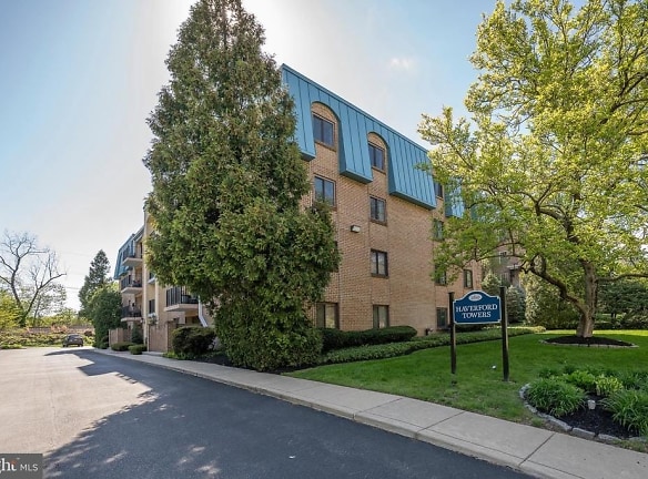 260 W Montgomery Ave #304 - Ardmore, PA