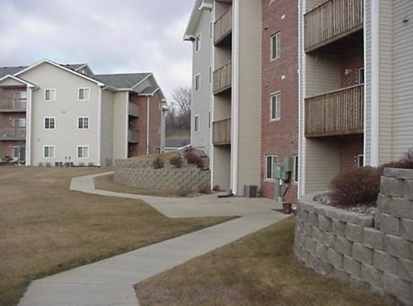 Country Club Apartment Homes - Sioux City, IA