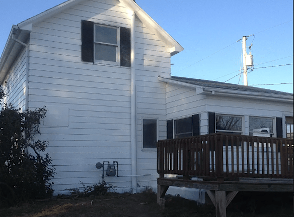 601 W Main St - Urbana, IA