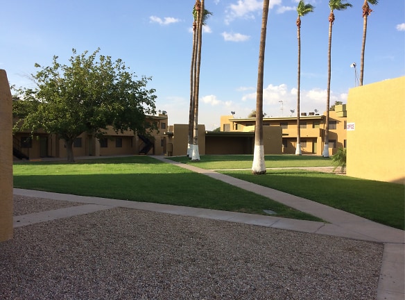 Palm View Apartments - Casa Grande, AZ