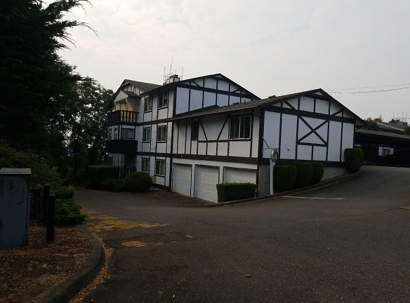 Stratford Heights Apartments - Tacoma, WA