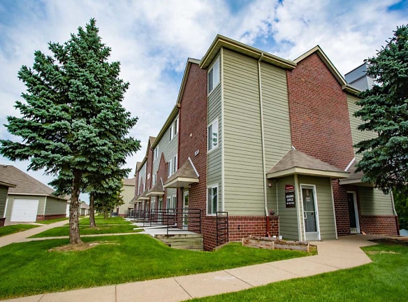 Waterford Place Townhomes - Saint Paul, MN