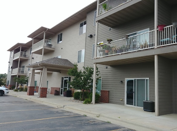 Innovation Village Apartments - Brookings, SD
