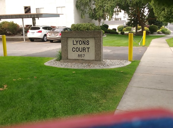 Lyons Court Apartments - Spokane, WA