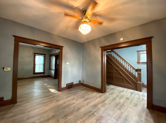 622 Lincoln St - Waterloo, IA