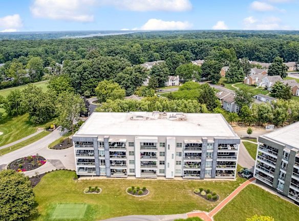 5339 Highpointe Lakes Dr #301 - Westerville, OH
