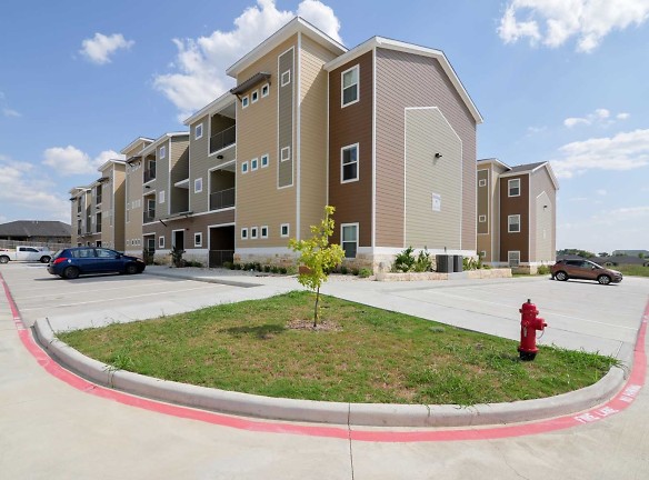 Canyon Crossing Apartments And Duplexes - Gatesville, TX