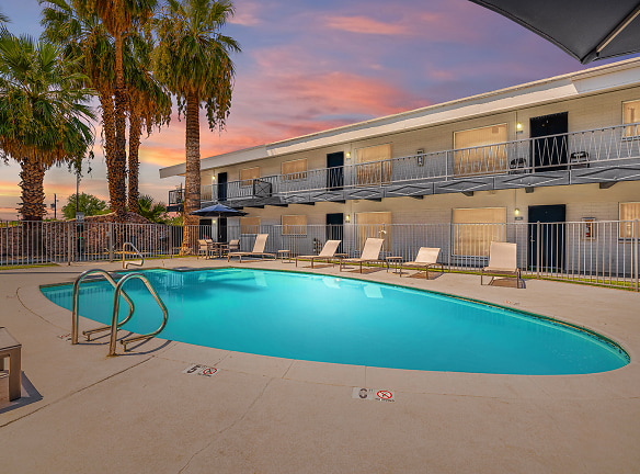 U Apartments @ Melrose - Phoenix, AZ