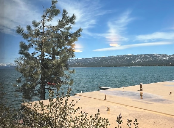 985 Lakeview Ave unit 2 - South Lake Tahoe, CA