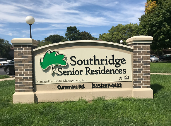 Southridge Village I & II Apartments - Des Moines, IA