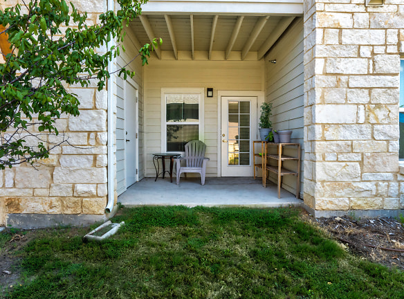 Residences Of Long Branch Apartments - Rowlett, TX