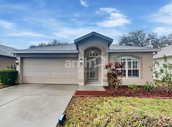 7801 Prospect Hill Circle - New Port Richey, FL