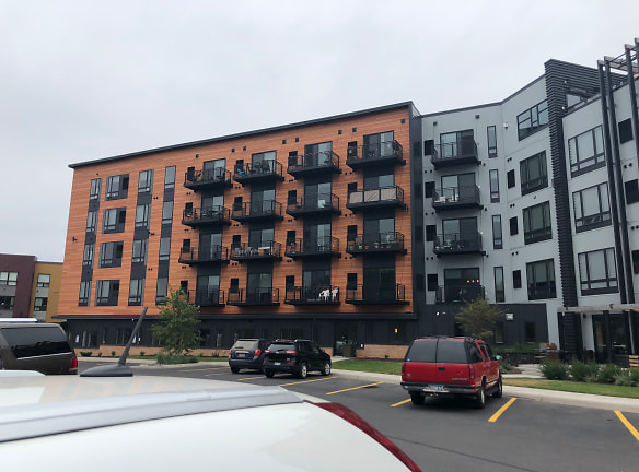 Bluestone Flats Apartments - Duluth, MN