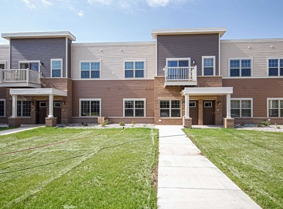 Grand View Townhomes - Appleton, WI