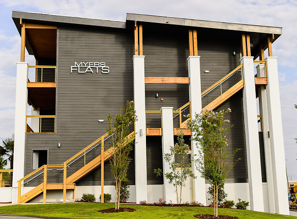 Myers Flats Apartments - Tuscaloosa, AL