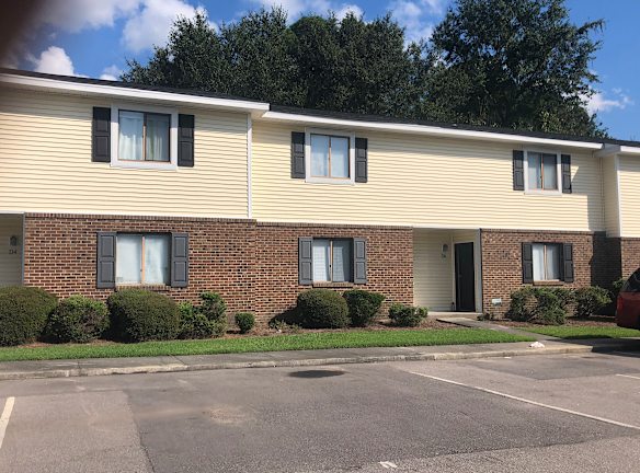 Cannon Court Apartments 100 LUCI DR Greenville NC Apartments for