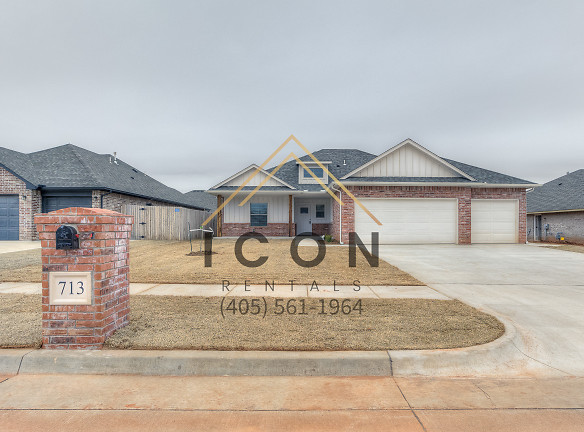 713 N Cottontail Wy - Mustang, OK