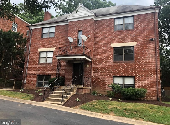 8711 Plymouth St #2 - Silver Spring, MD